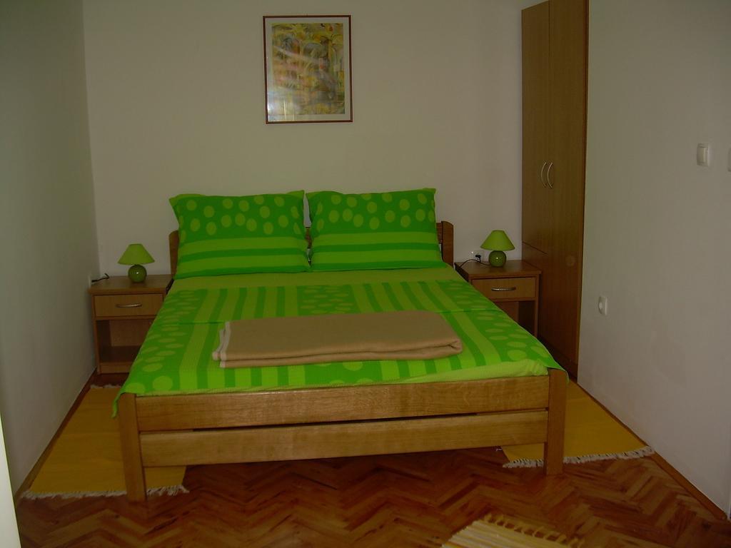 Apartment Gotovina Biograd Na Moru Ruang foto