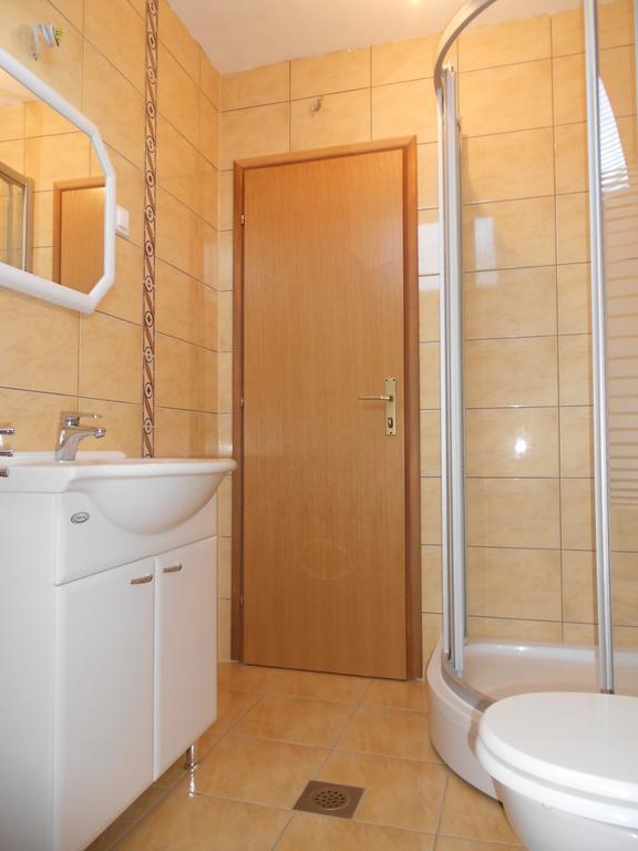 Apartment Gotovina Biograd Na Moru Ruang foto