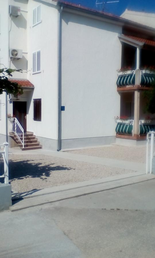 Apartment Gotovina Biograd Na Moru Bagian luar foto