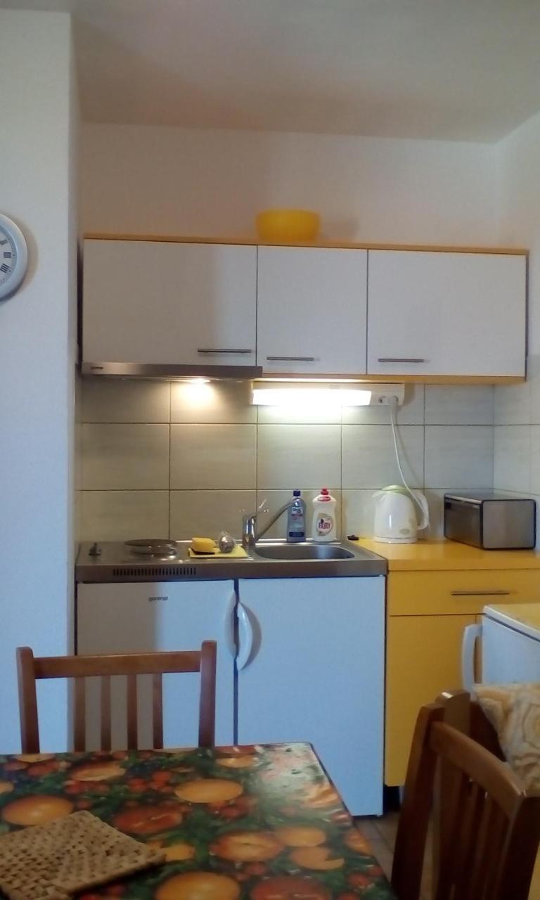 Apartment Gotovina Biograd Na Moru Bagian luar foto